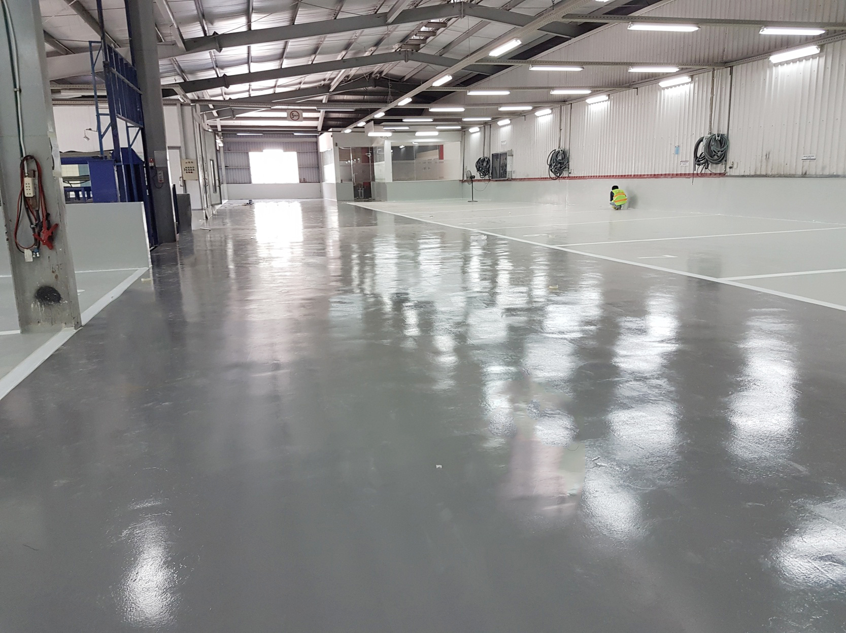 Các loại sơn nền nhà xưởng được sử dụng phổ biến trên thị trường