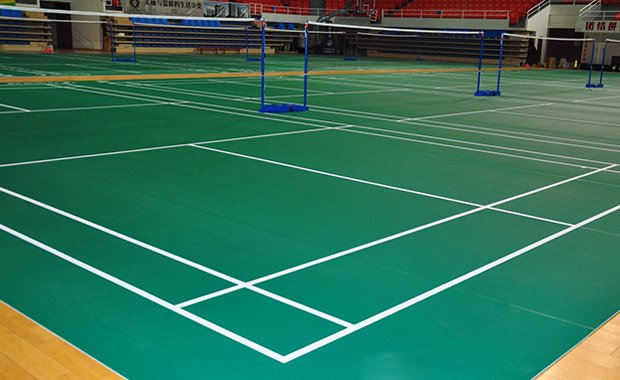 Tự Thi Công Sơn Epoxy Cho Sân Cầu Lông